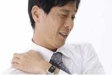 五十肩｜肩の疼痛｜本質的な原因｜ファミリーカイロプラクティックセンター福岡